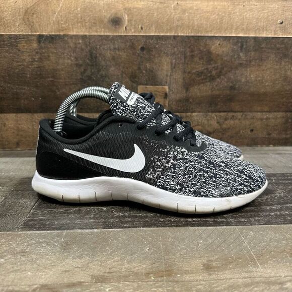 Nike Women’s Size 7 Flex Contact Running Shoes Black Athletic Sneakers 908995002 - Picture 1 of 9